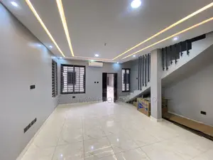3bdrm House in Lakeside Estate for rent