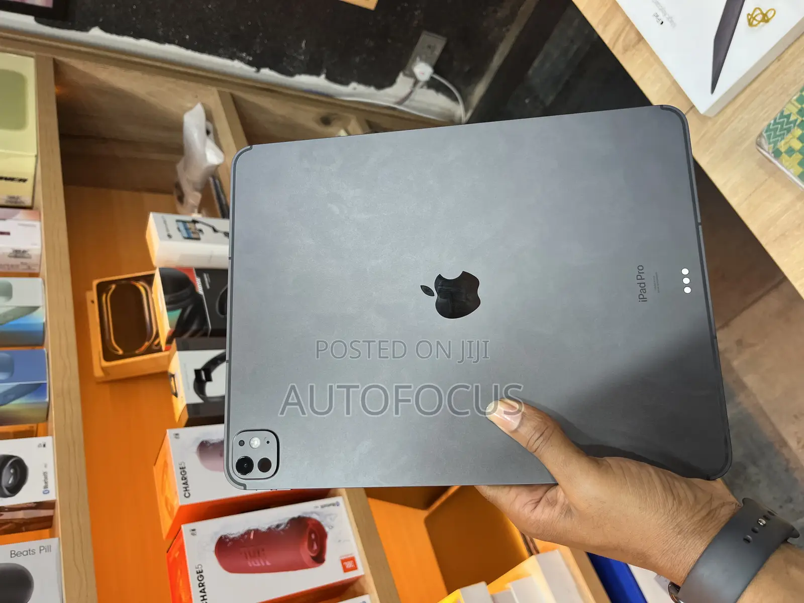 Apple iPad Pro 13 (2024) 256 GB Gray