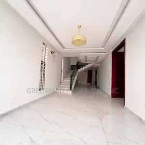 6bdrm House in Hills, East Legon for sale
