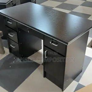 Bestie Computer Desk