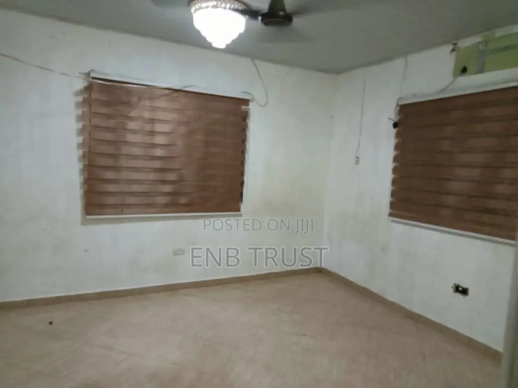 4bdrm House in Ablekuma Afuaman, Manhean for sale