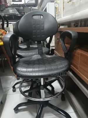 Strong Perfect Lab Stool