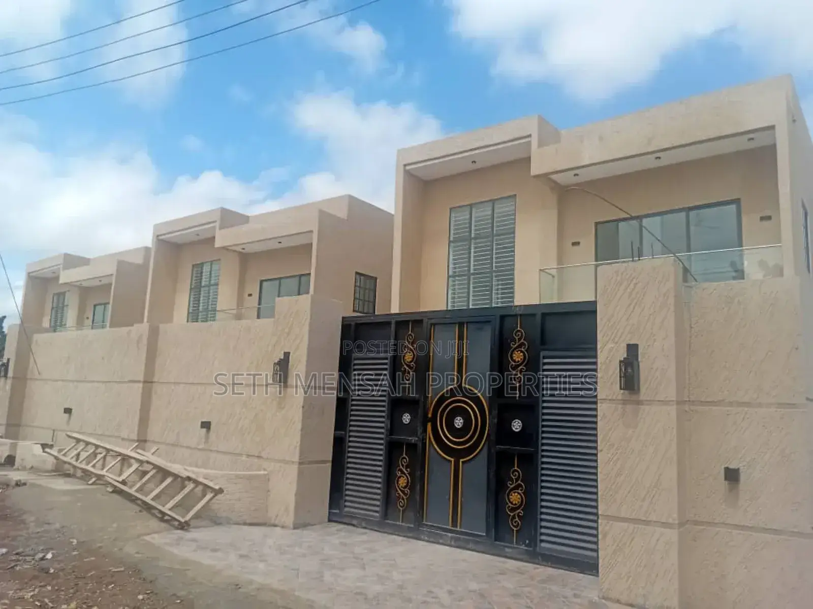 5bdrm House in Ashomang Estate for sale