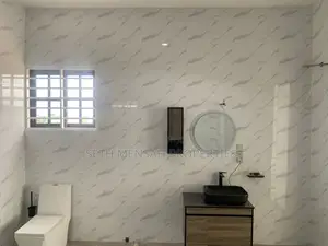 5bdrm House in Ashomang Estate for sale