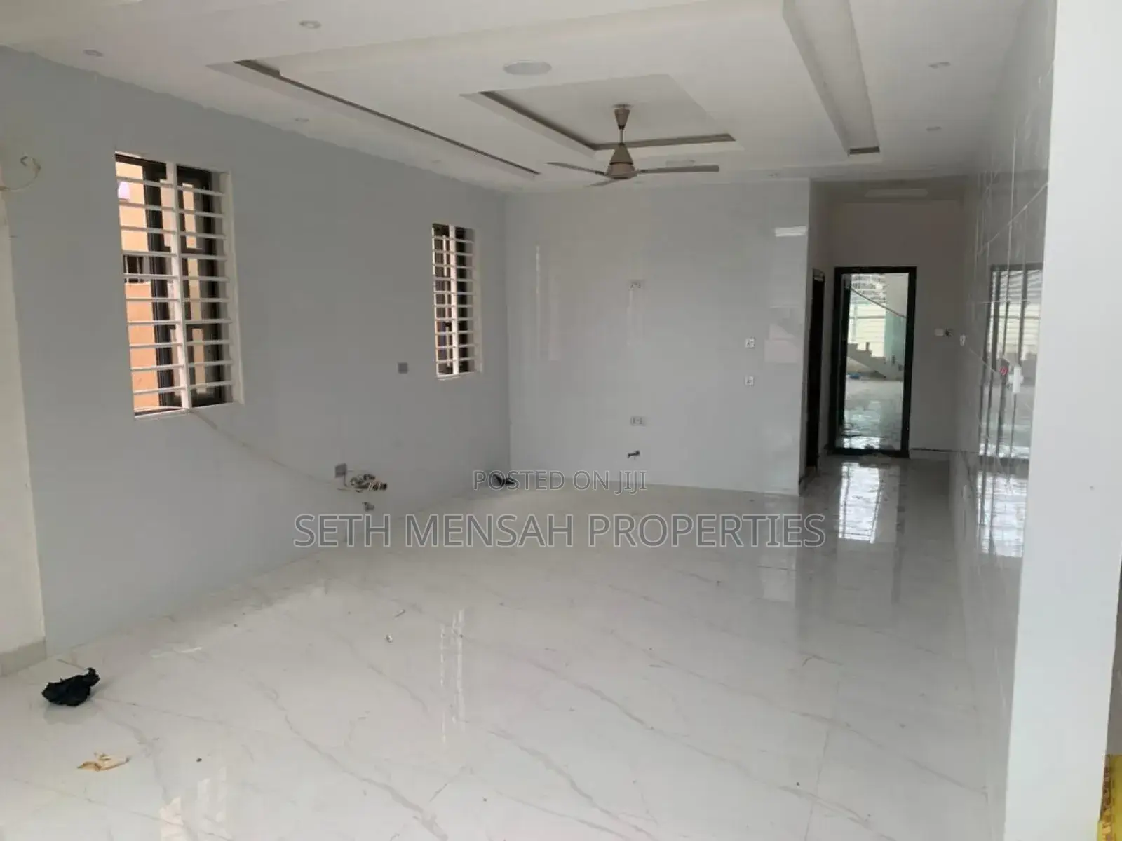 5bdrm House in Ashomang Estate for sale