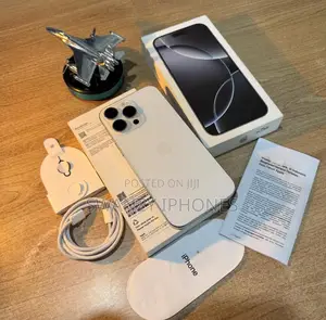 New Apple iPhone 16 Pro Max 256 GB Gold
