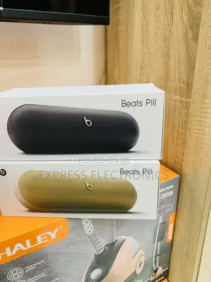 Built in Playback Controls Beat by Dr Dre Pill Bluetooth Speaker