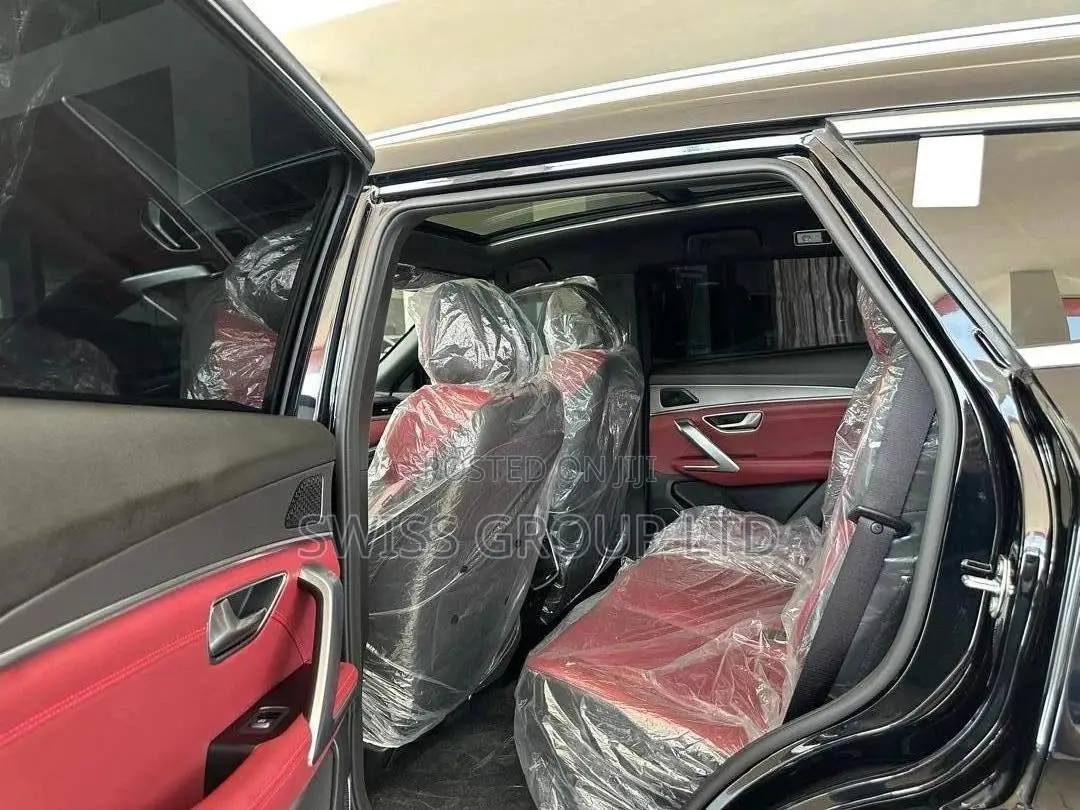 New Jetour X70 Plus 2025 Black
