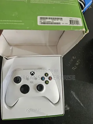 Xbox Series S Controller Brand New in Box