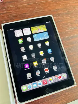 Apple iPad 9.7 128 GB Silver