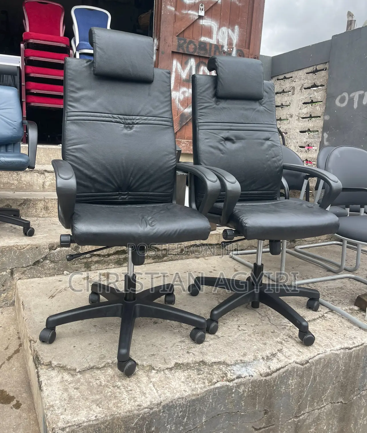 Office/ Swivel Chair
