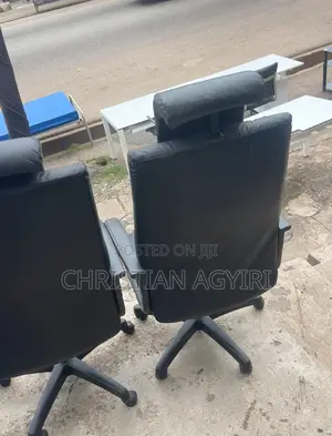 Office/ Swivel Chair