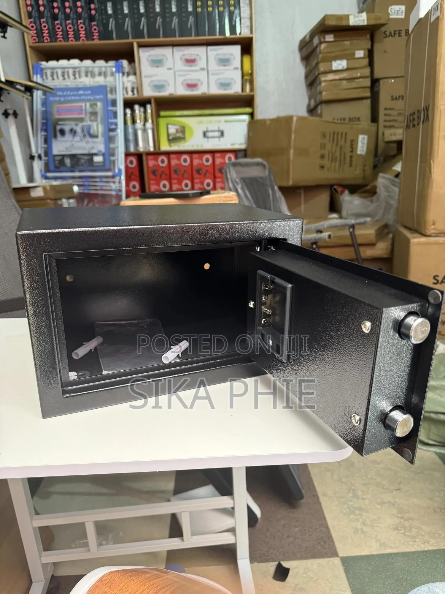 Safe Box Digital and Password