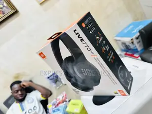 Astounding Performance Headset JBL Live 770