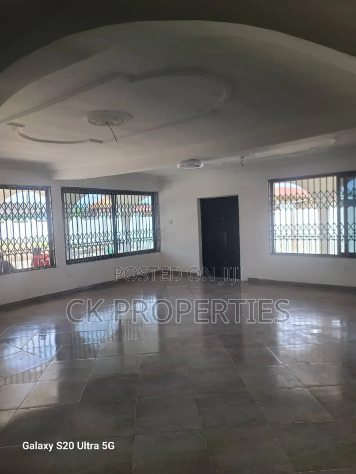 7bdrm House in Dome for rent