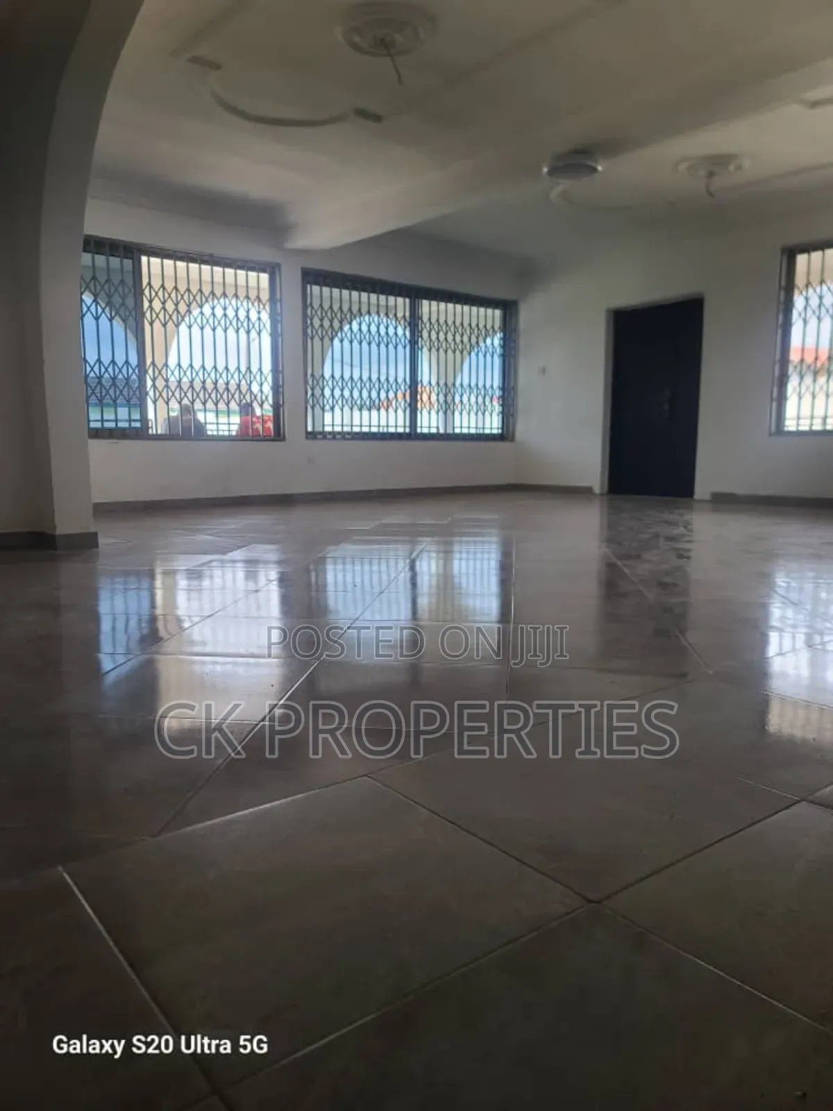 7bdrm House in Dome for rent