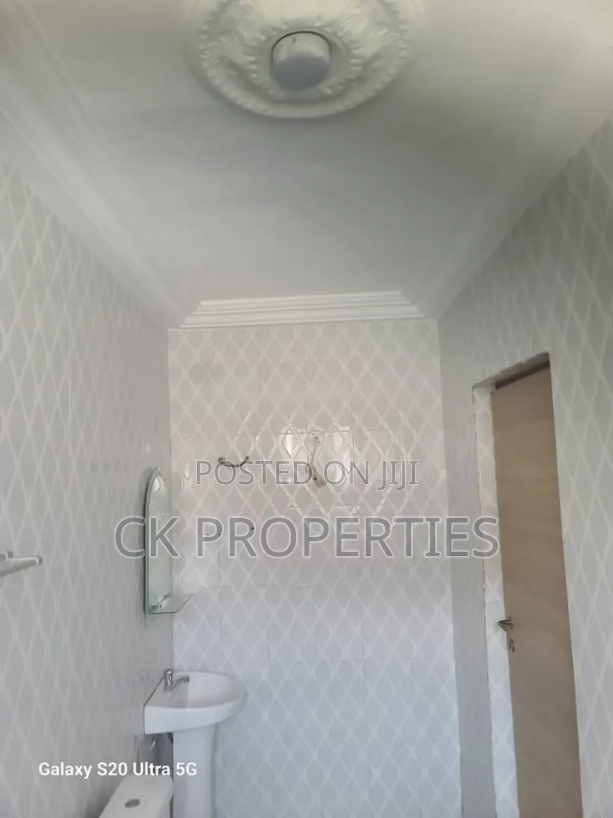 7bdrm House in Dome for rent