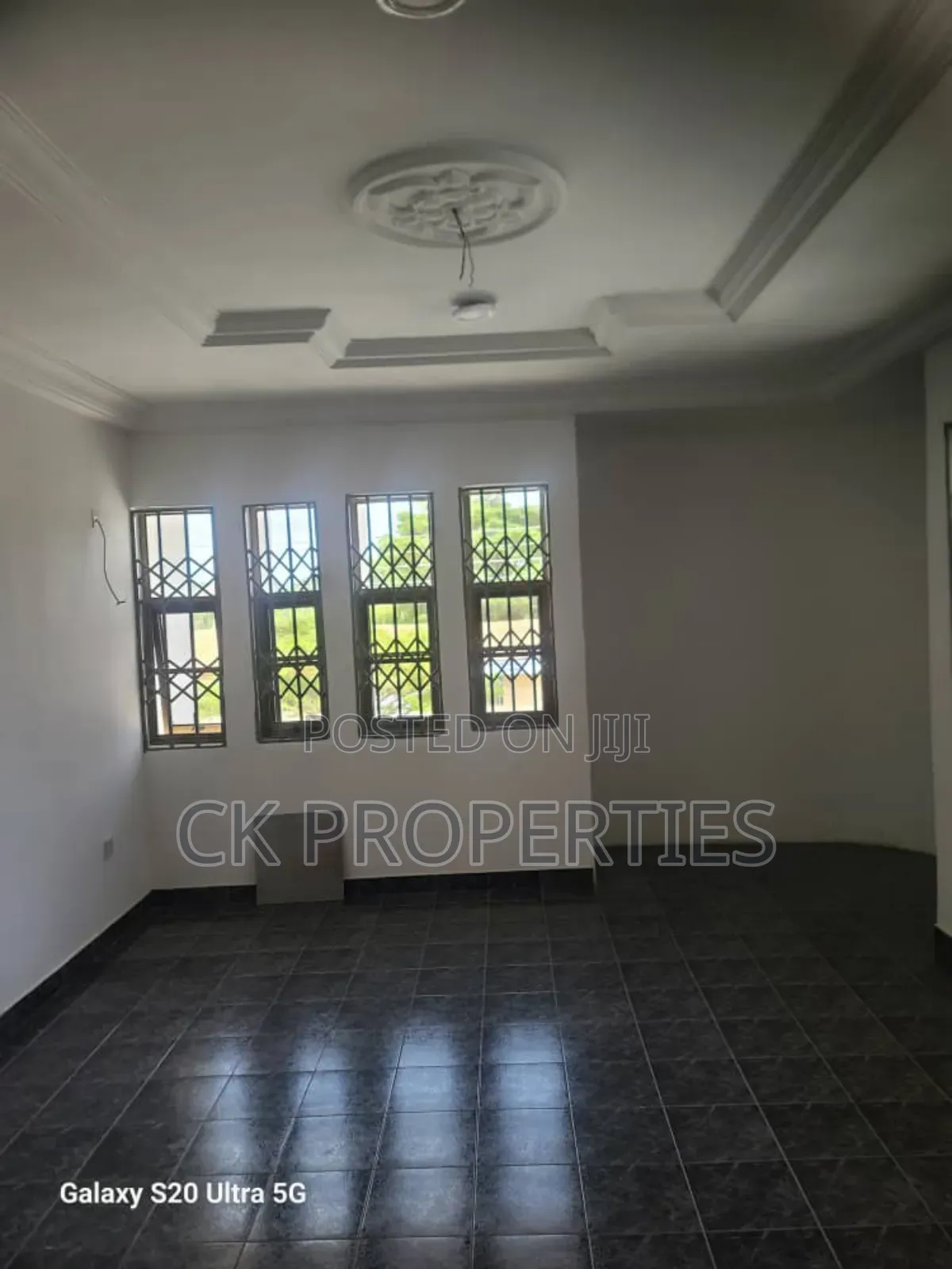 7bdrm House in Dome for rent