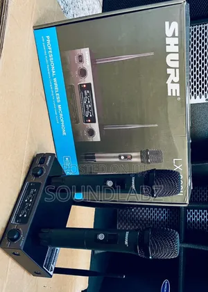 Shure Lx-800ii  Wireless Microphone System.