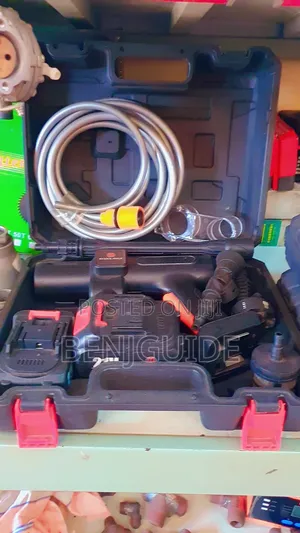 Cordless Pressure Washer With 2 Batteries
