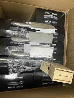 Kitchen Knife Set and a Holder