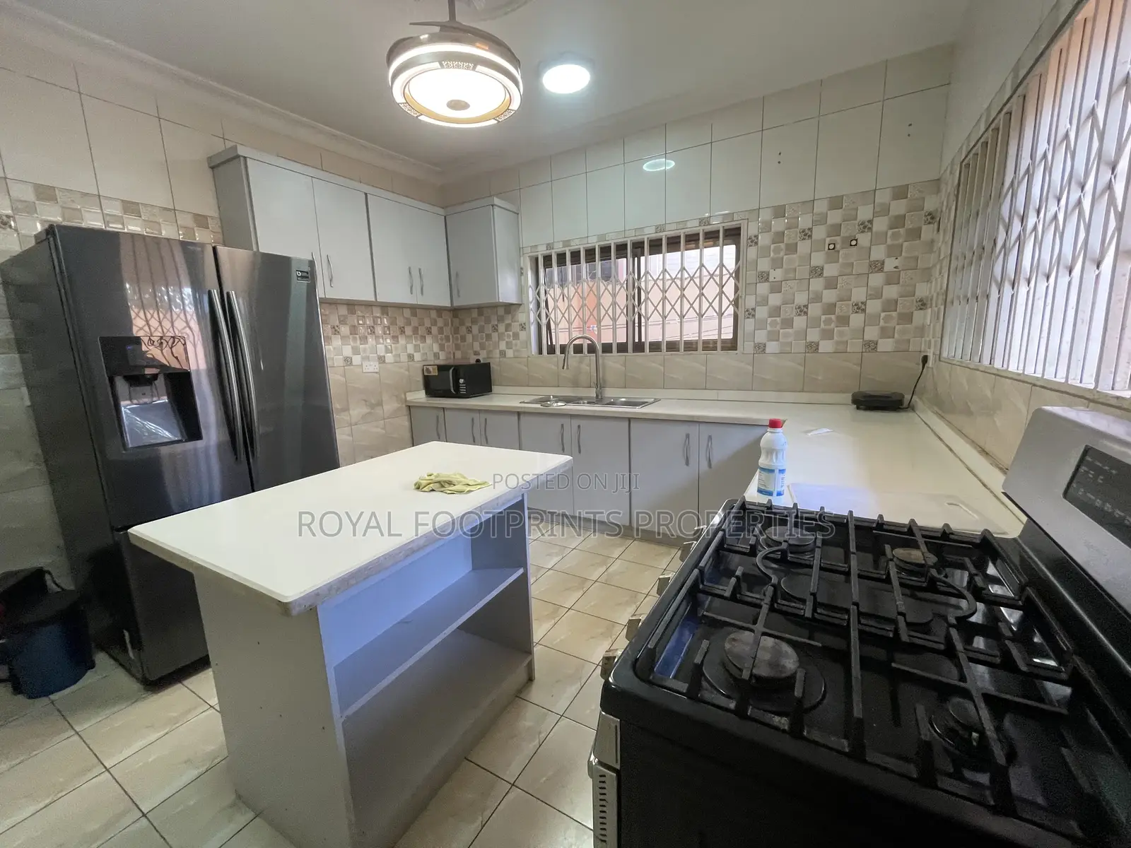 3bdrm House in British, East Legon for rent