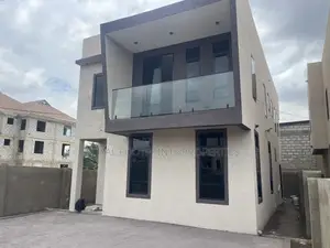 3bdrm House in Luxelooks Properties, East Legon for sale