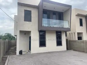 3bdrm House in Luxelooks Properties, East Legon for sale