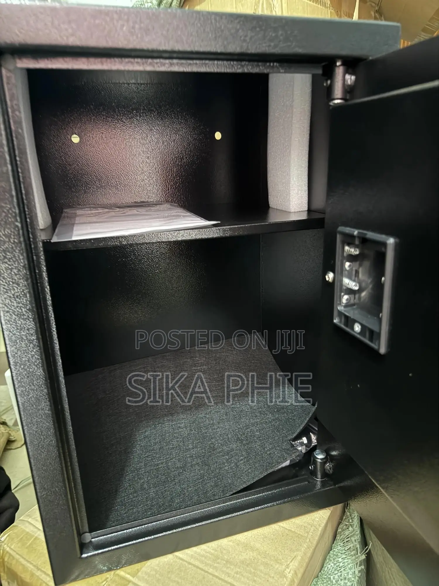 Safe Box , Digital And Password