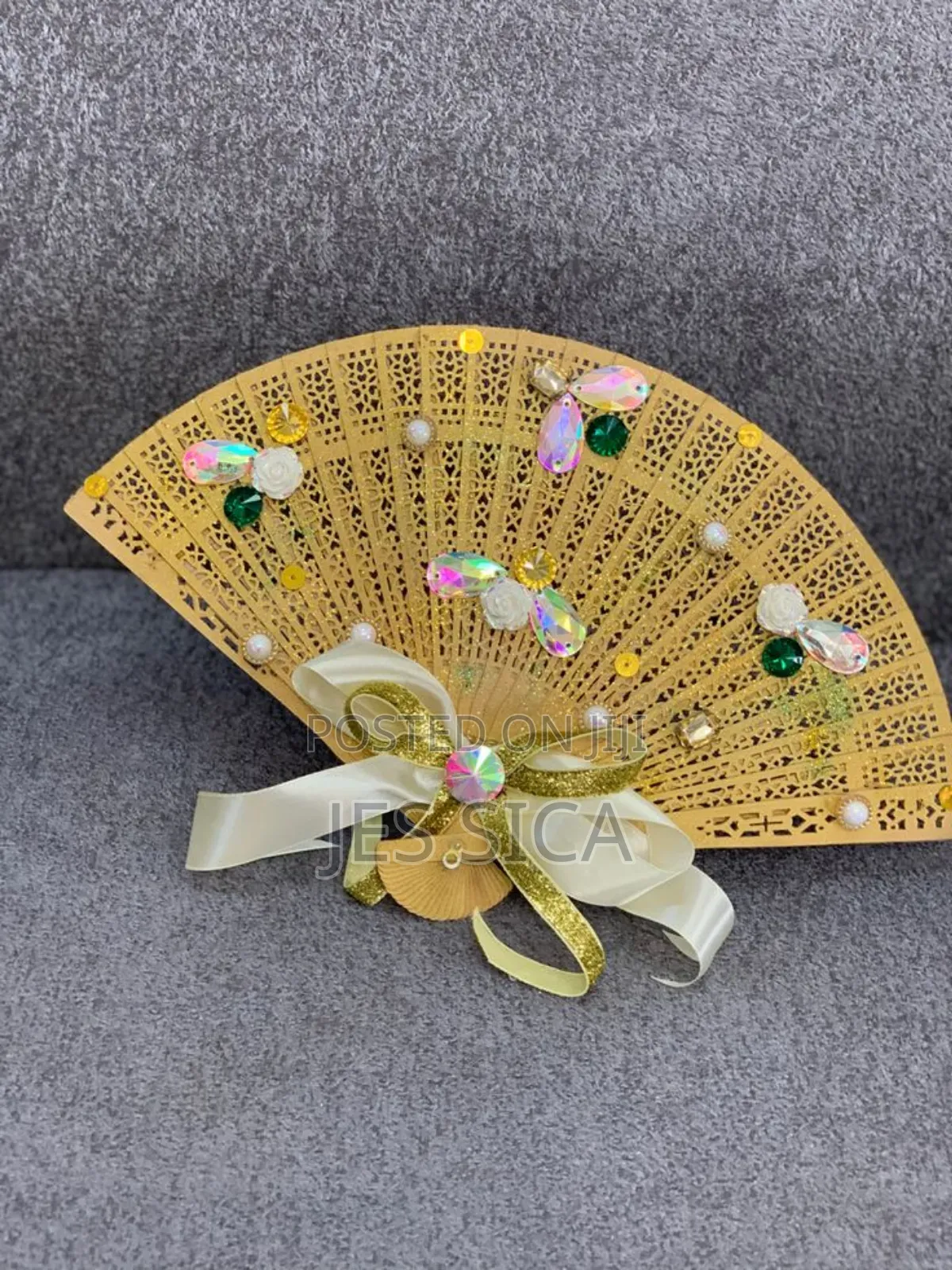 Bridesmaid's Fan