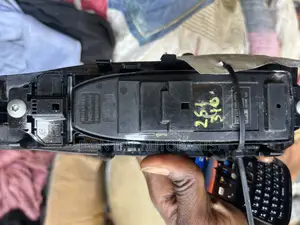 Nissan Rogue 2024 Door Switch.