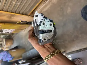 Honda CRV 2018 Door Locks.