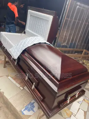 Regal Mahogany Half-Glass Casket