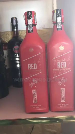Johnnie Walker Red Label Icon - 700 Ml