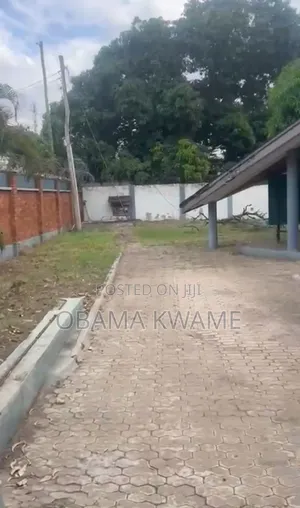8 Bedroom House on a Two Plot of Land for Sale at Shiashie