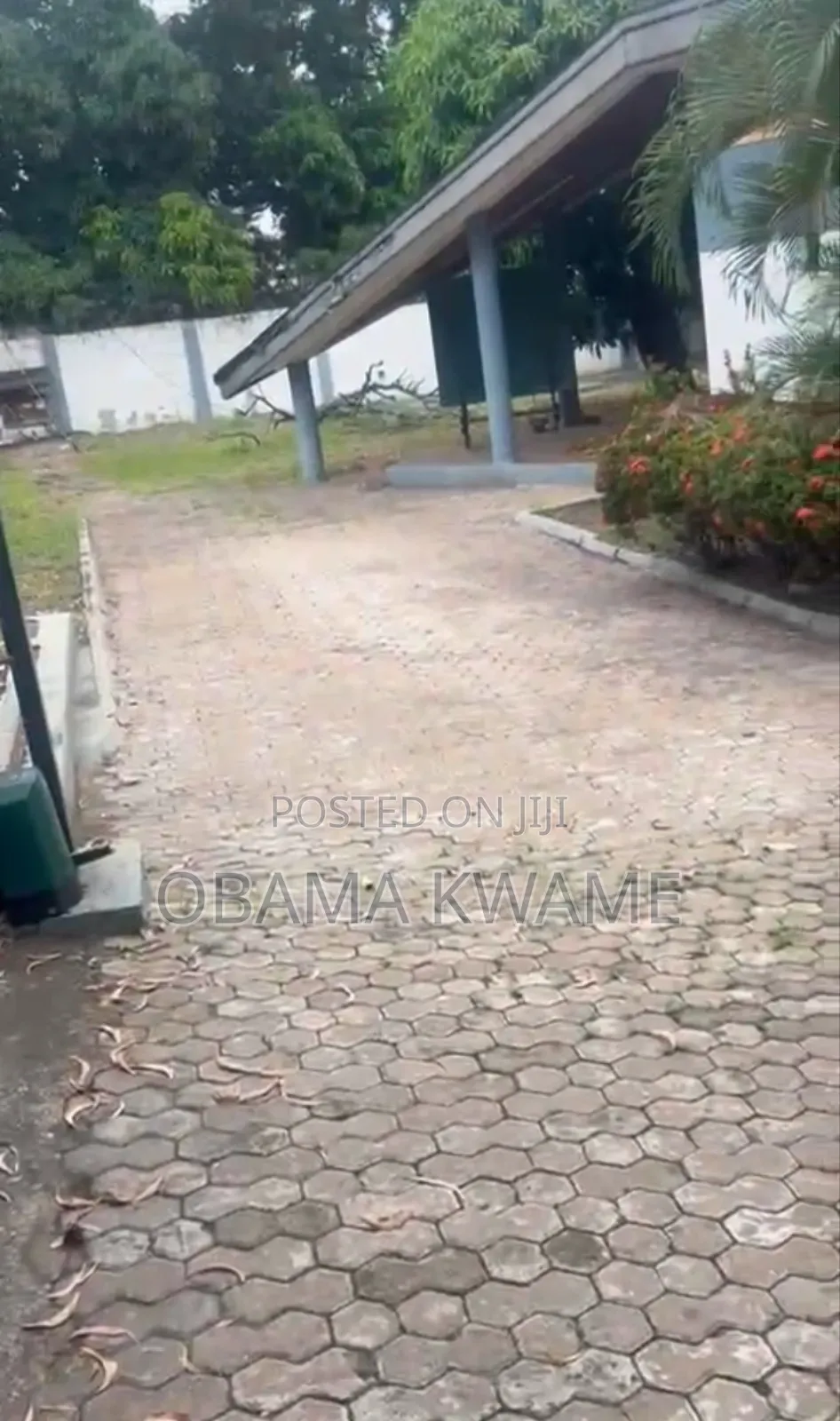 8 Bedroom House on a Two Plot of Land for Sale at Shiashie