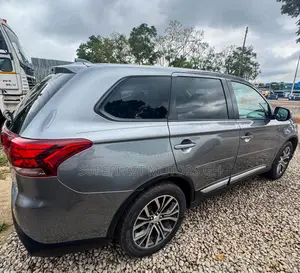 Mitsubishi Outlander SE FWD 2019