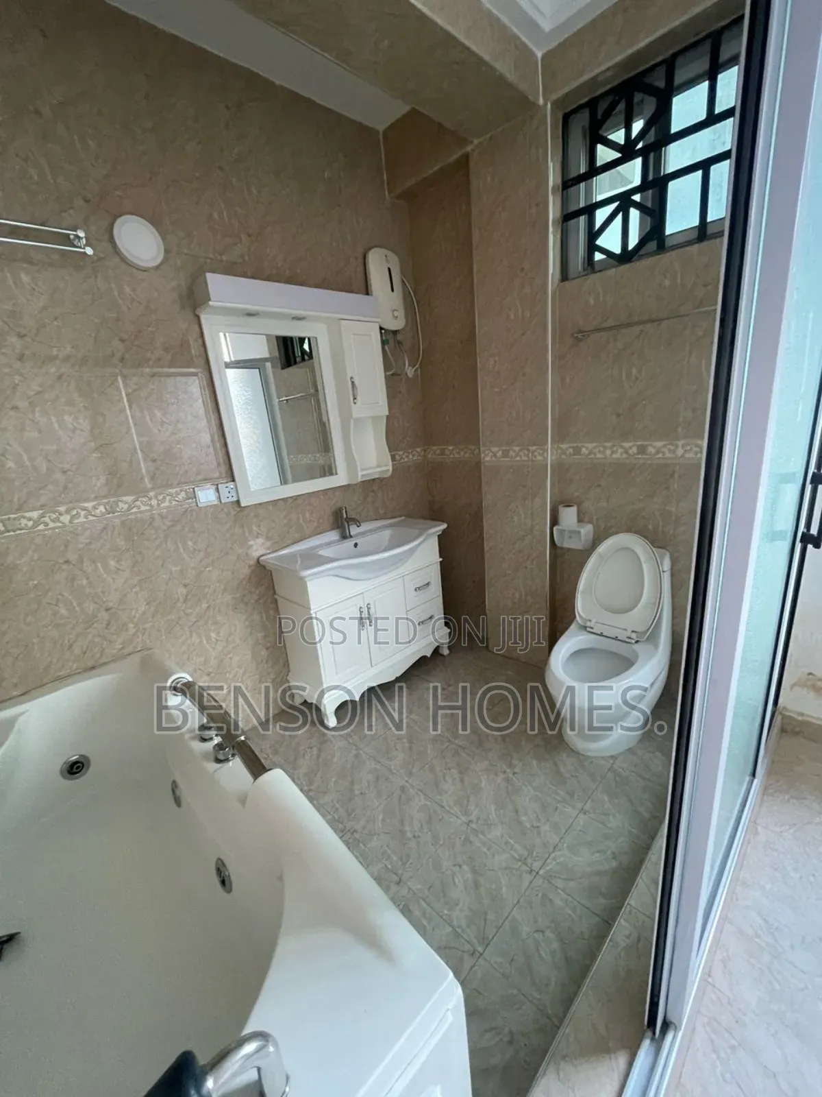 3bdrm Apartment in Sakumono for rent