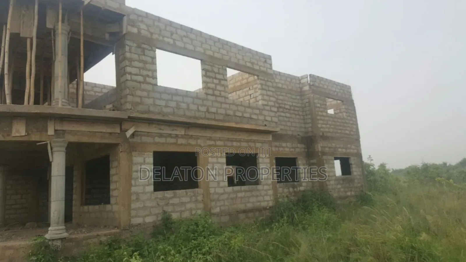 6bdrm House in Tema Metropolitan for sale