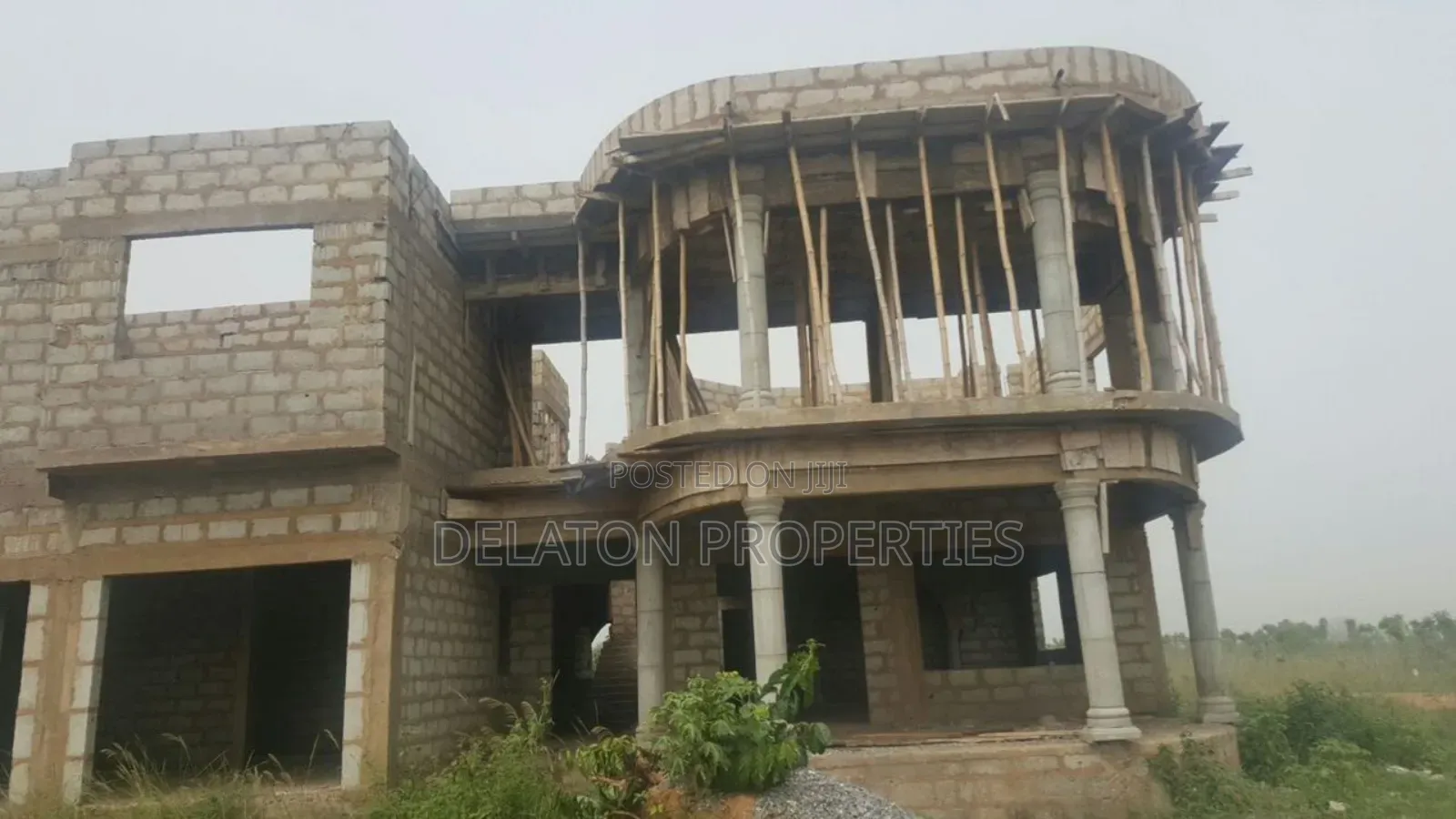 6bdrm House in Tema Metropolitan for sale