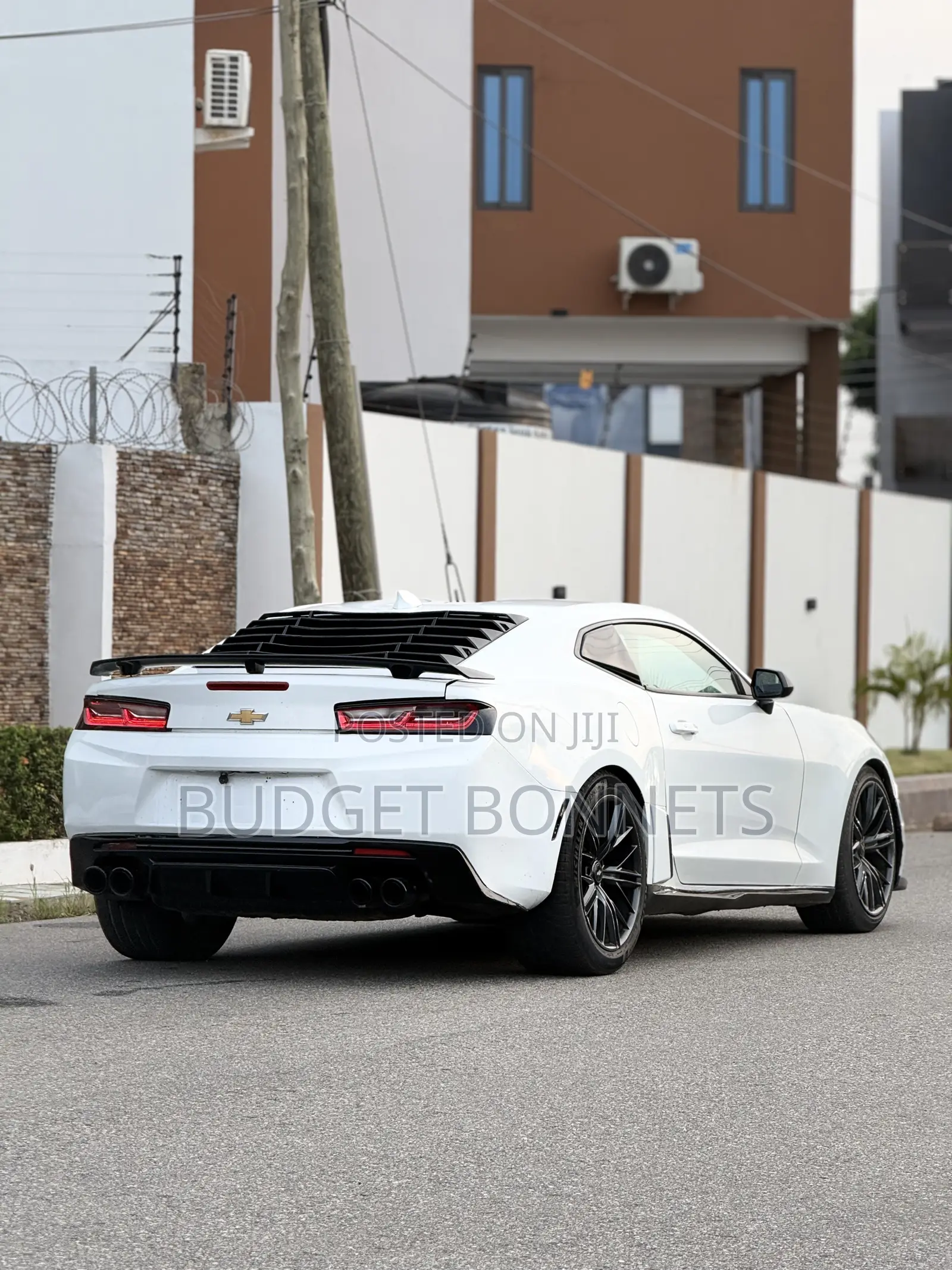 Chevrolet Camaro 2017 White