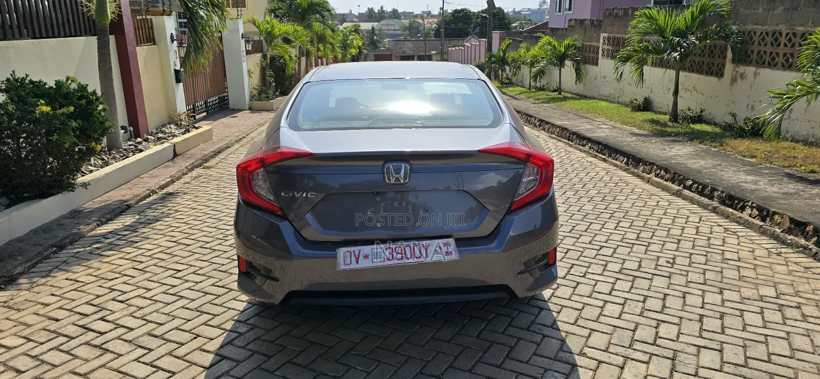Honda Civic EX-L Sedan 2018 Gray