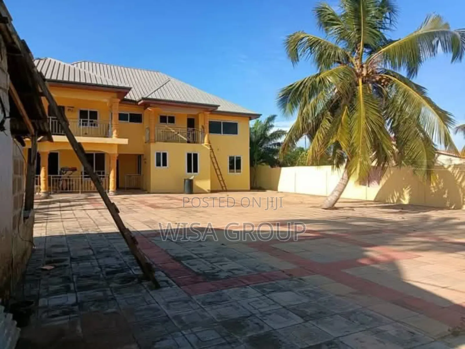 6bdrm Duplex in Wisa Group, Accra Metropolitan for sale