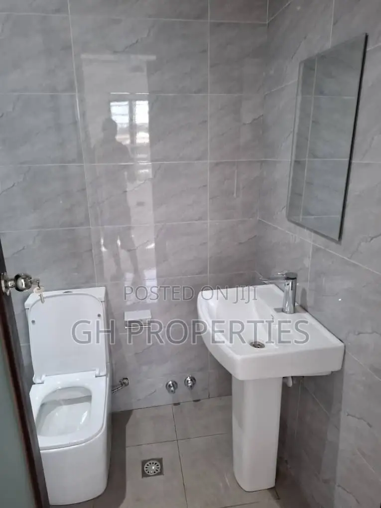 4bdrm House in Sokoban Kwanwoma., Kumasi Metropolitan for sale