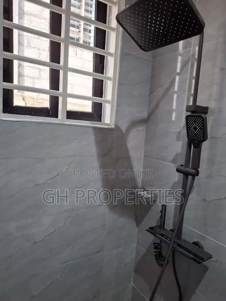 4bdrm House in Sokoban Kwanwoma., Kumasi Metropolitan for sale