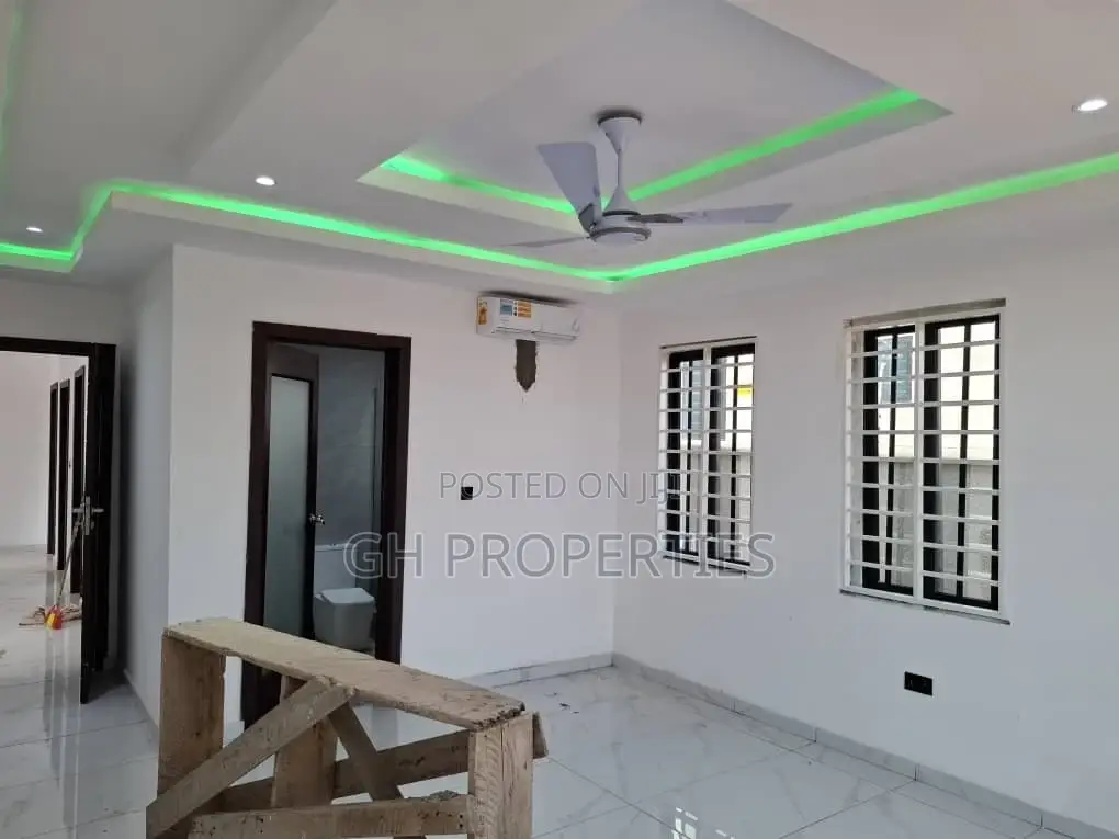 4bdrm House in Sokoban Kwanwoma., Kumasi Metropolitan for sale