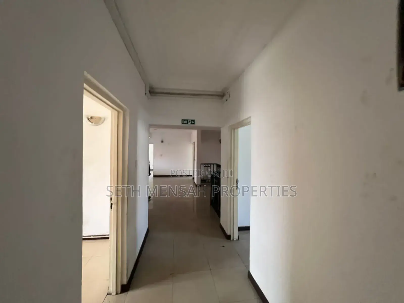 5bdrm House in Airport Residential Area for rent