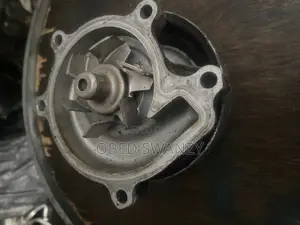2008-2010 Toyota Vitz Engine Water Pump 4 Plugs