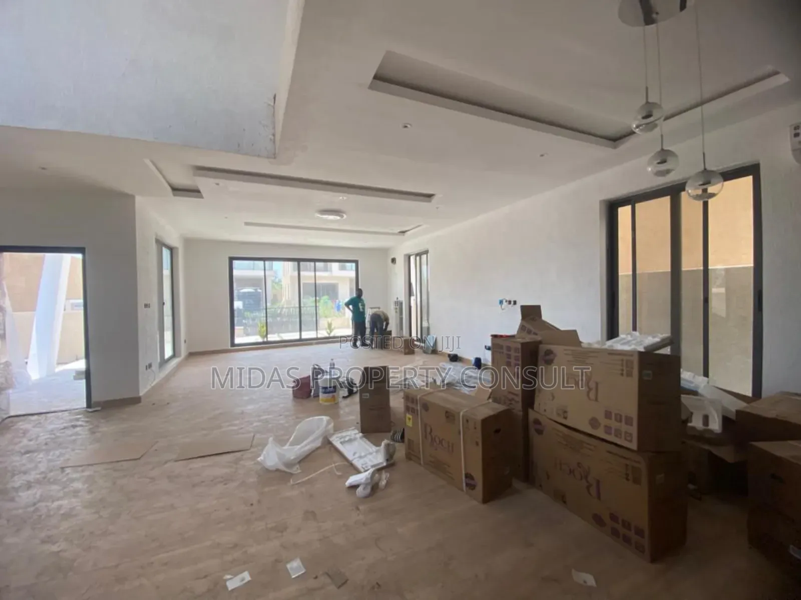 4bdrm House in School Junction, Ashaley Botwe for sale