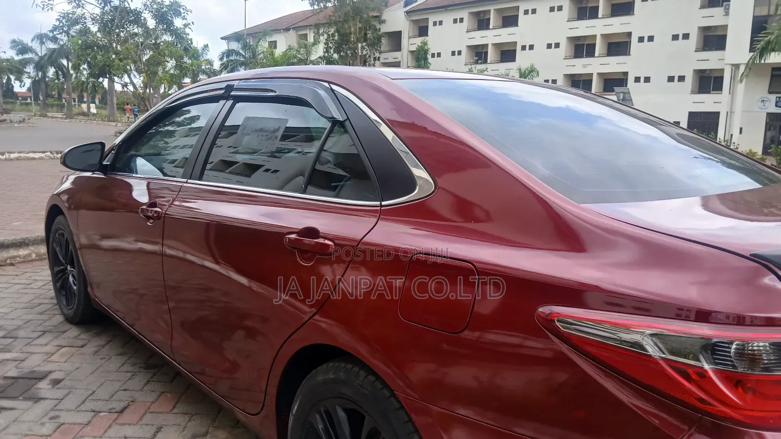 Toyota Camry SE 4dr Sedan (2.5L 4cyl 6A) 2016 Red